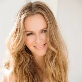 Alicia Silverstone Avatar